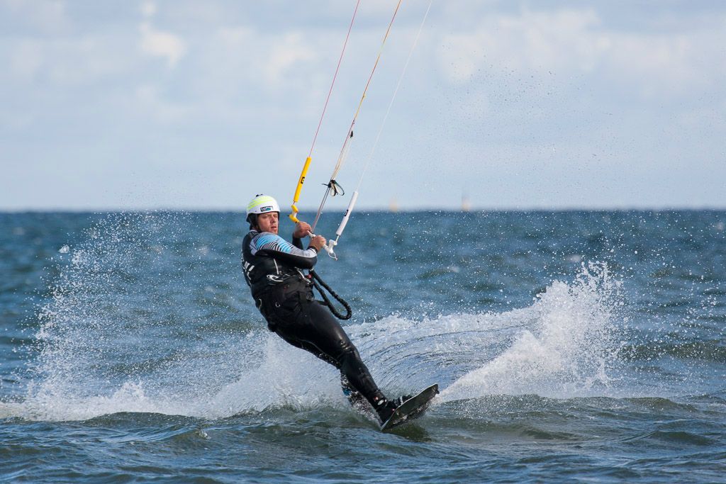 Kitesurfer