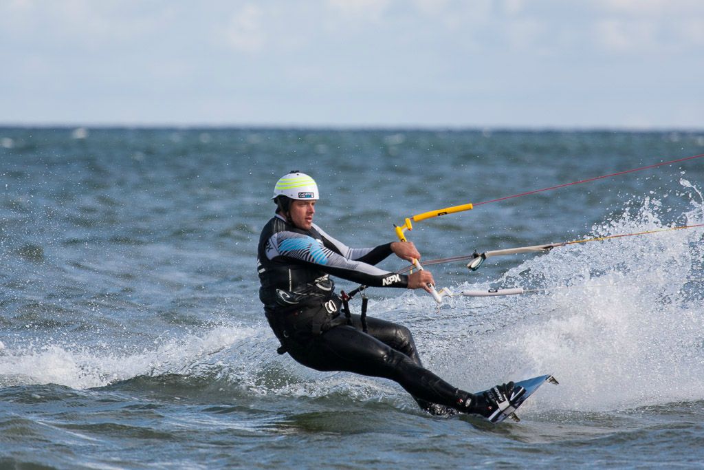 Kitesurfer