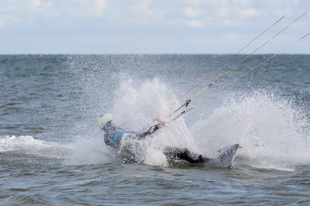 Kitesurfer