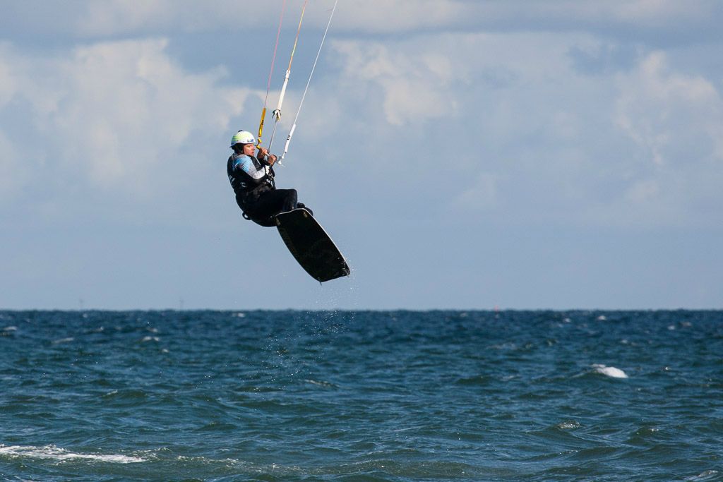 Kitesurfer