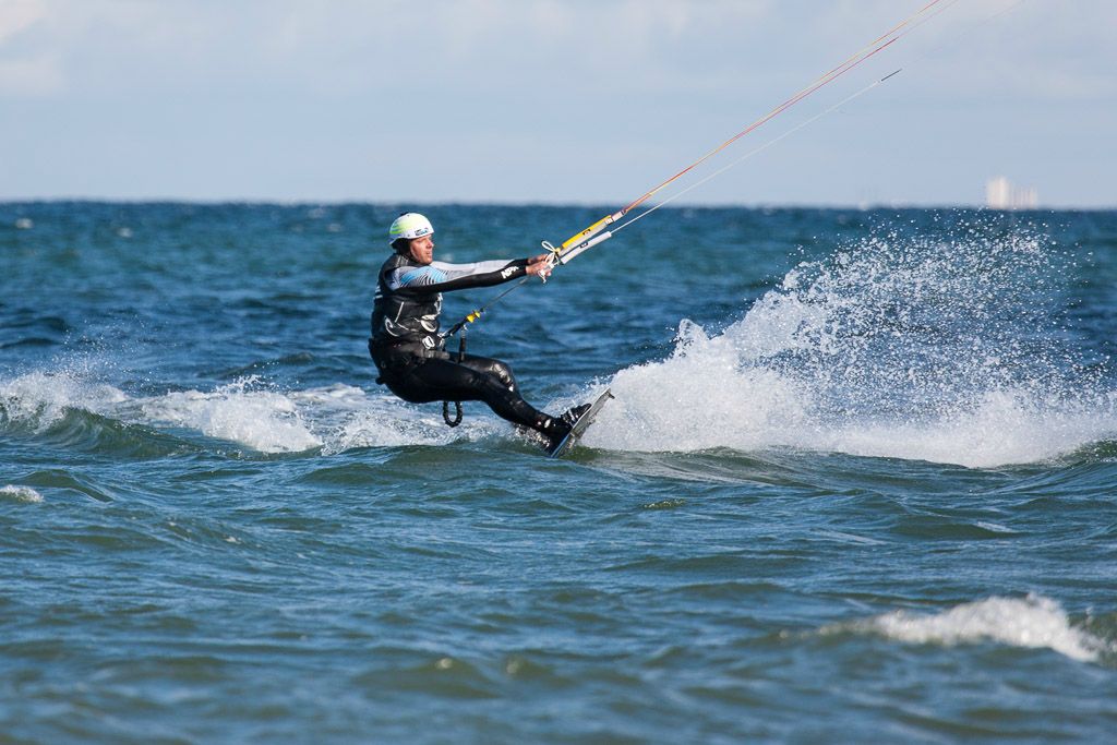 Kitesurfer