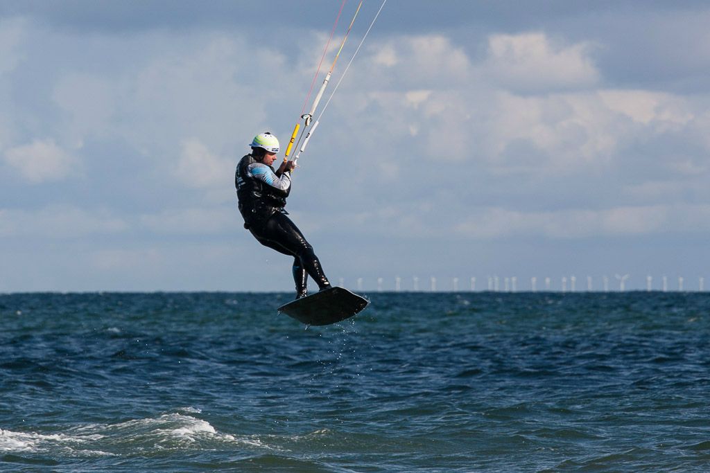 Kitesurfer