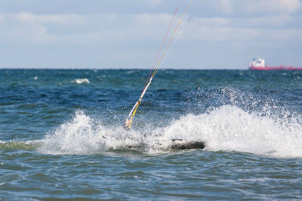 Kitesurfer